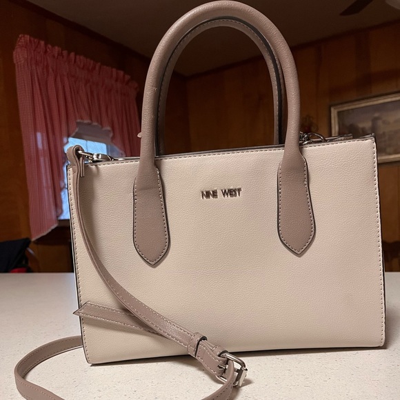 Ninewest Purse Satchel bag/Crossbody Bag - Picture 1 of 9
